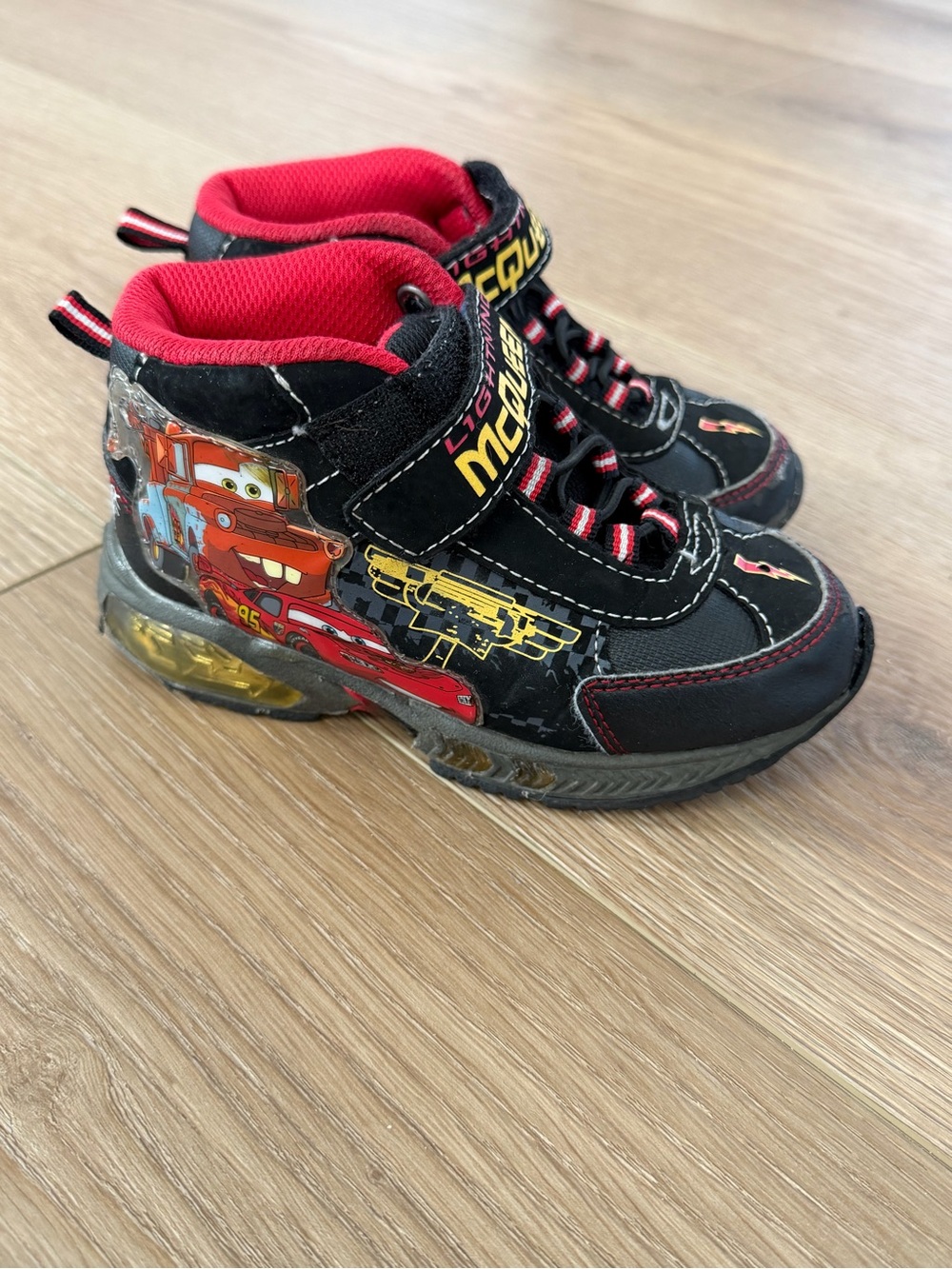 Vintage Disney Pixar Cars 2 Light-Up Shoes Toddler Size 10 McQueen Mater Sneaker